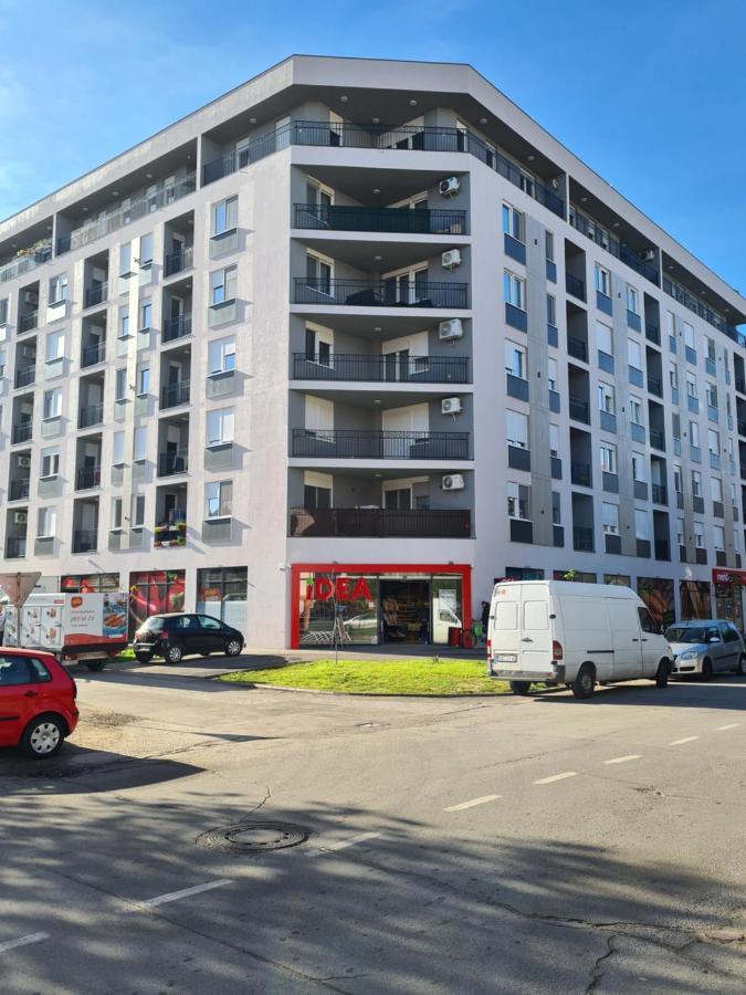 Stella Apartment Subotica Bagian luar foto