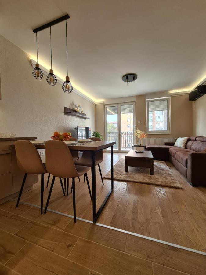 Stella Apartment Subotica Bagian luar foto